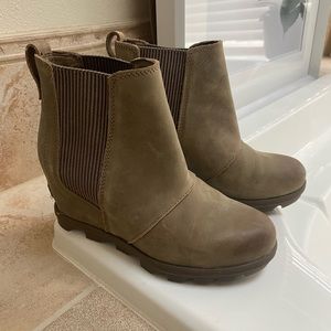 Sorel Joan of Arctic wedge boots